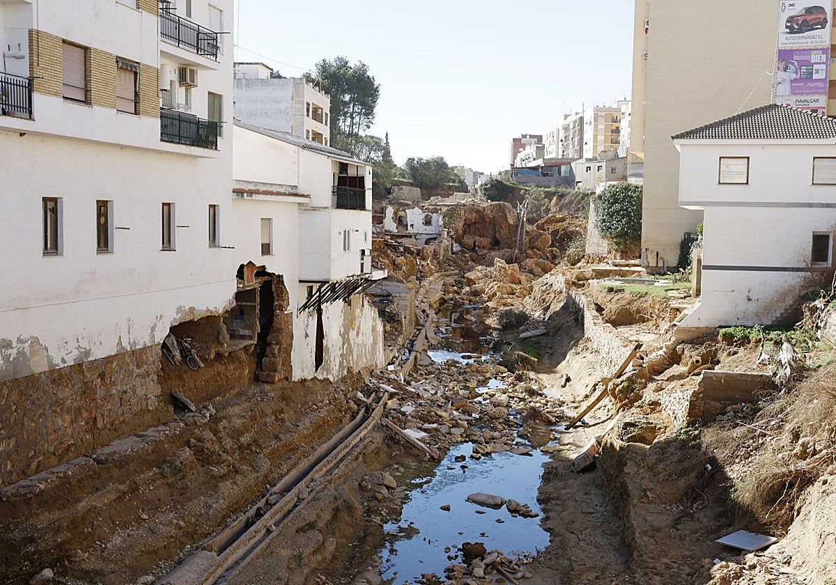 Viviendas y edificios junto al barranco del Poyo en Chiva, el 5 de diciembre de 2024.