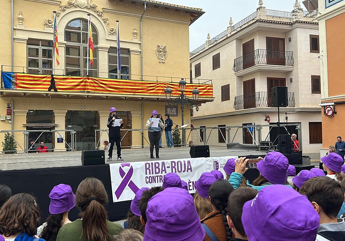 Actos alrededor del 25N en Riba-roja.