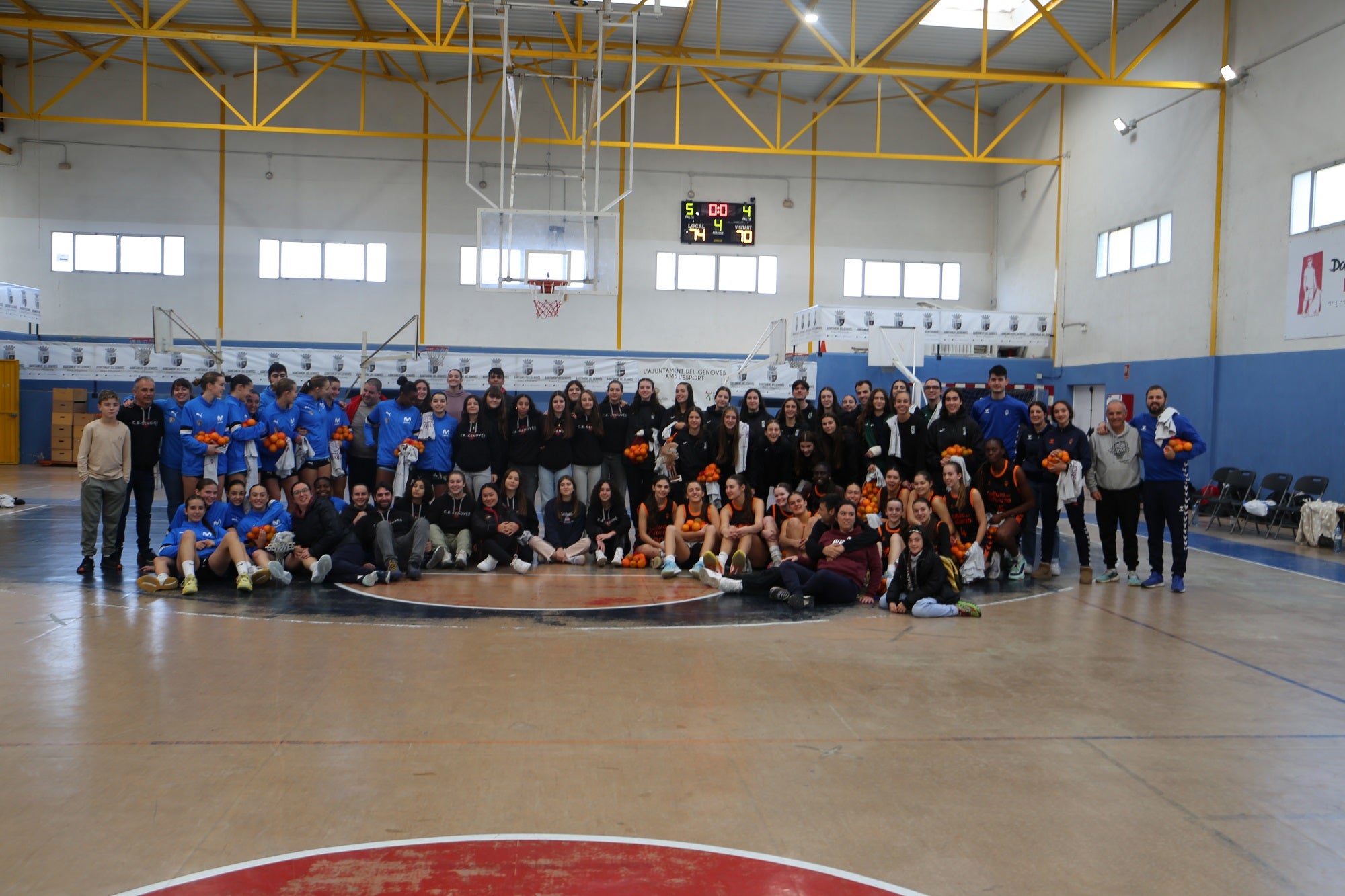 Los equipos participantes en el torneo de El Genovés.
