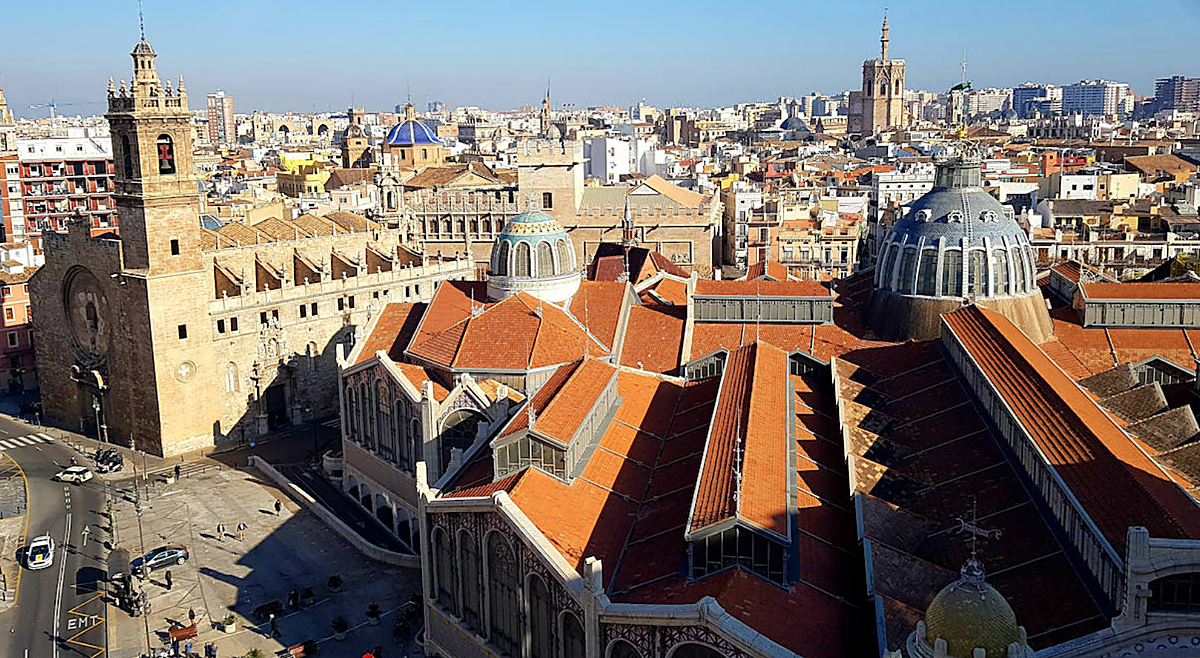 Vista de pájaro de la ciudad de Valencia