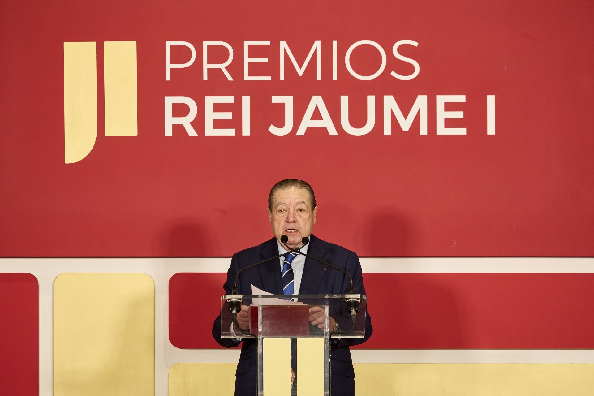 Fotos de la entrega de premios de los Jaume I en la Lonja de Valencia