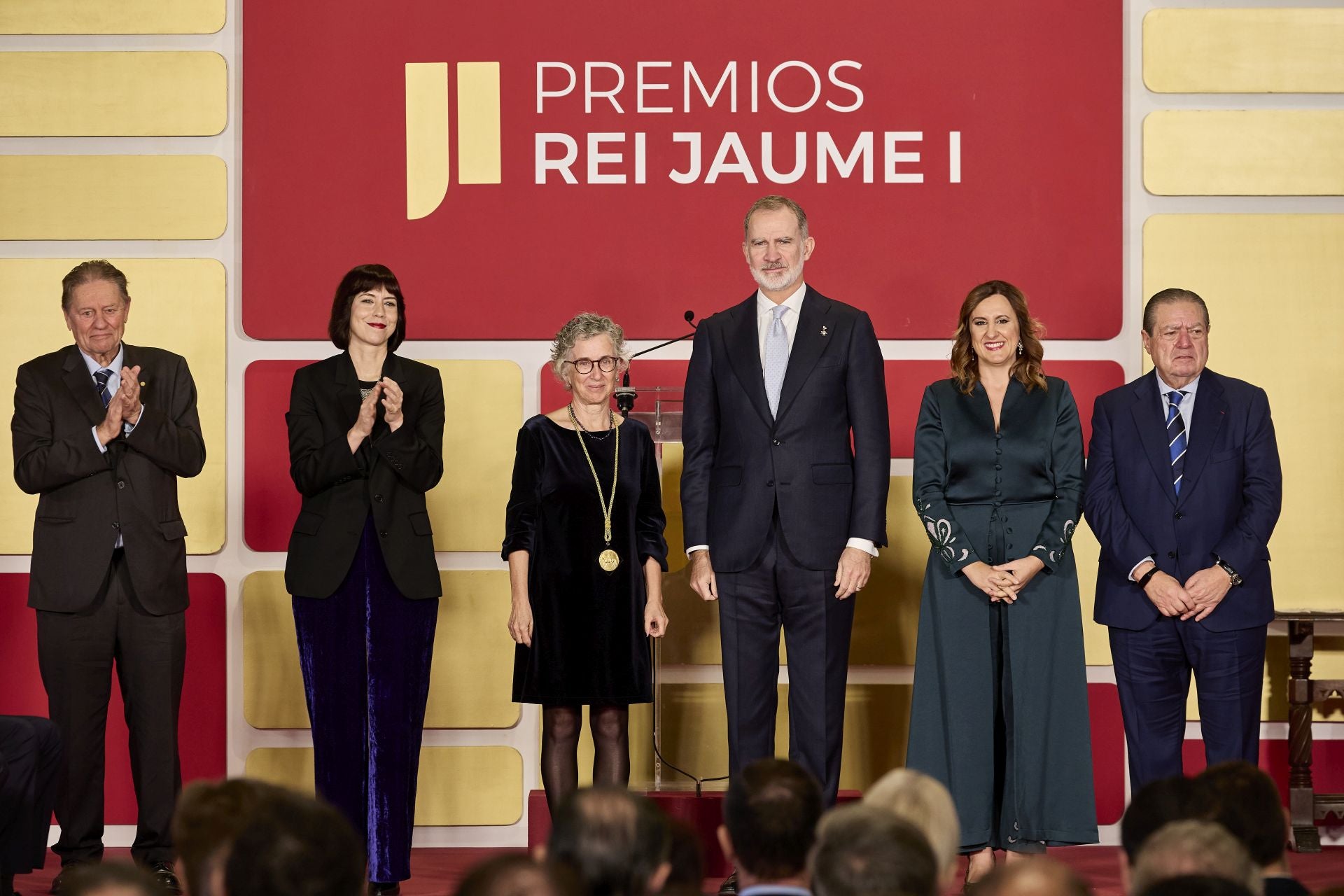 Fotos de la entrega de premios de los Jaume I en la Lonja de Valencia