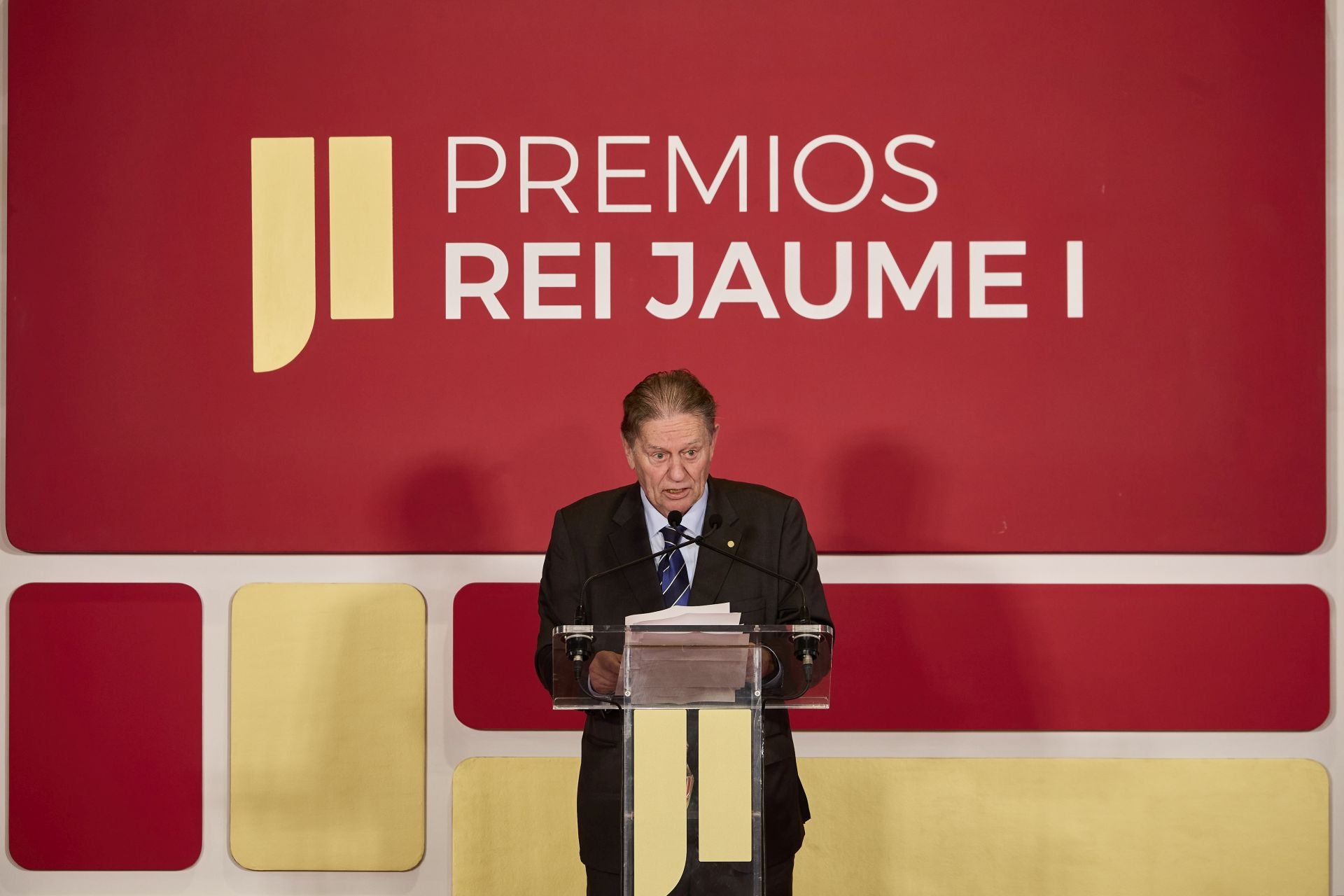 Fotos de la entrega de premios de los Jaume I en la Lonja de Valencia
