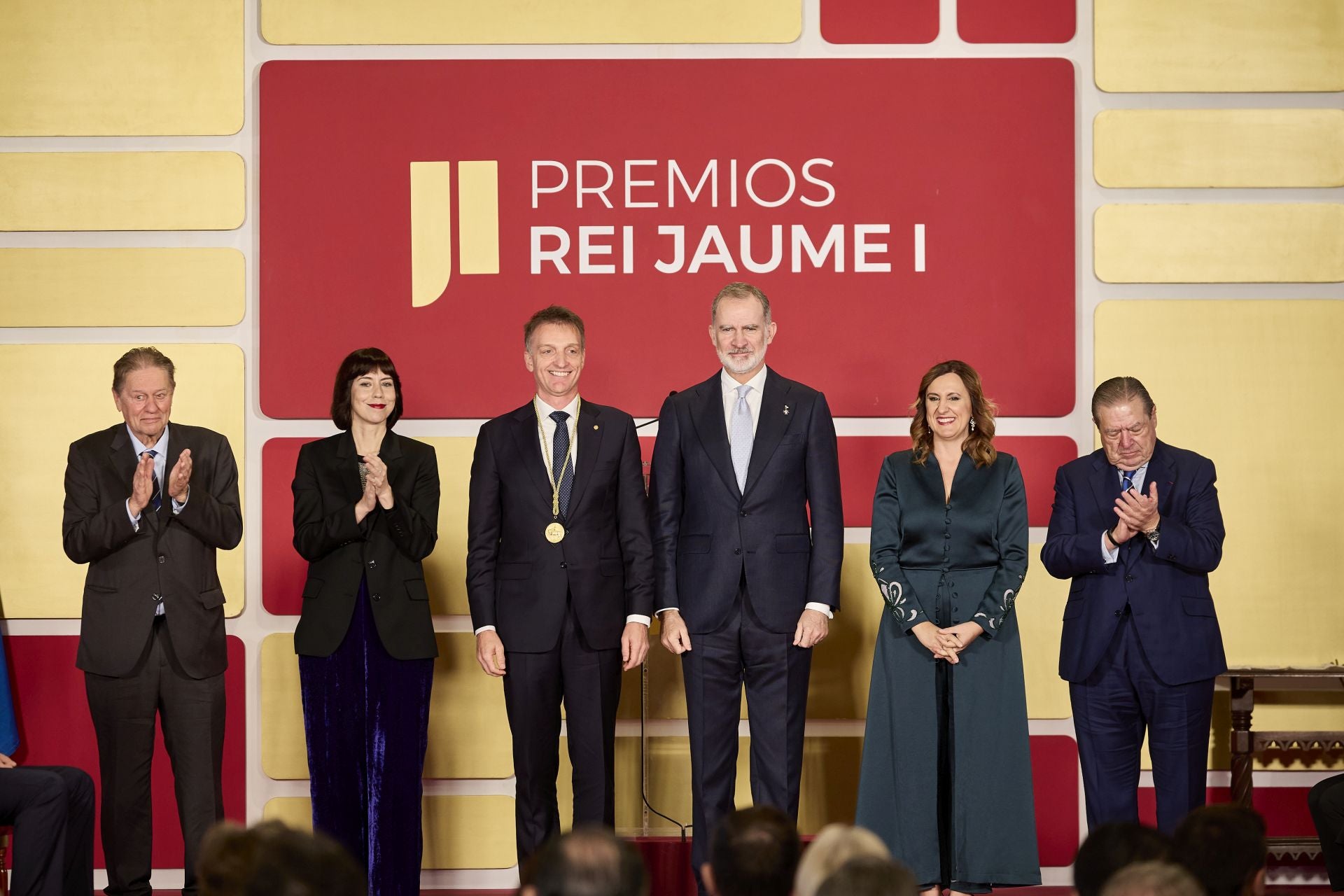 Fotos de la entrega de premios de los Jaume I en la Lonja de Valencia