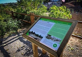 Uno de los paneles colocados en la ruta.