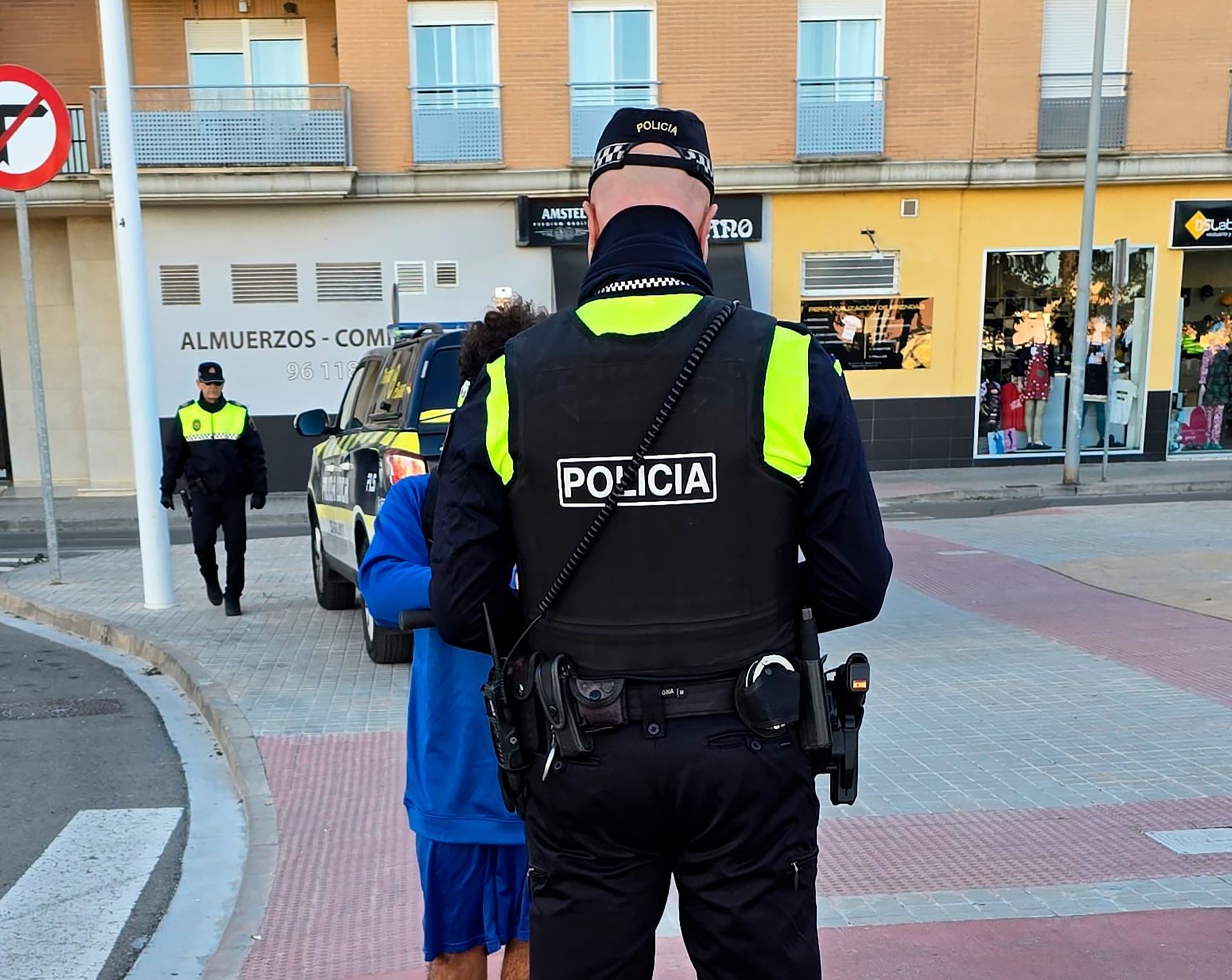 La Policía Local de Sagunto multa a un centenar de conductores de patinetes y ciclistas
