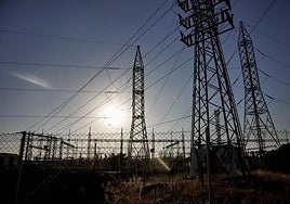 Torre de alta tensión, en una imagen de archivo