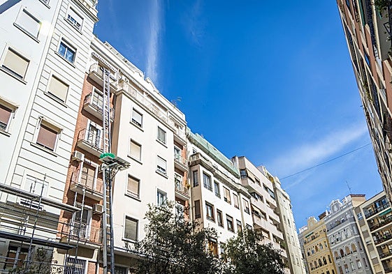 Imagen de una manzana de edificios en el barrio de Jesús en Valencia