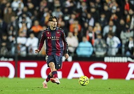 Unai Vencedor en el derbi de Valencia