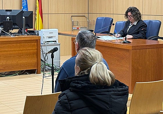 El condenado por increpar y amenazar a un médico de Cullera por motivos racistas.