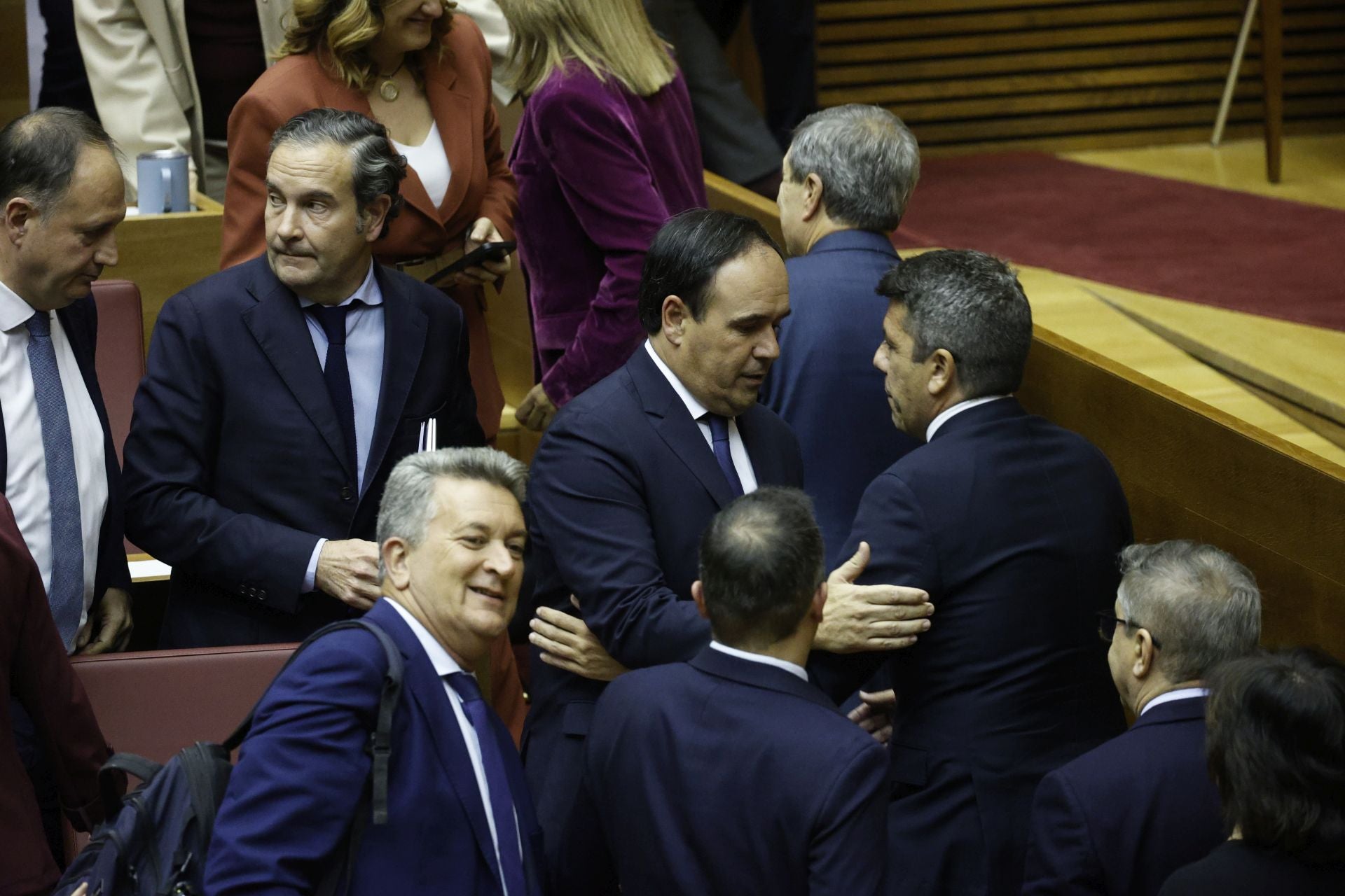 Fotos del debate de investidura de Juanfran Pérez Llorca como presidente de la Generalitat