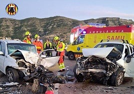 los dos vehículos implicados en el accidente.