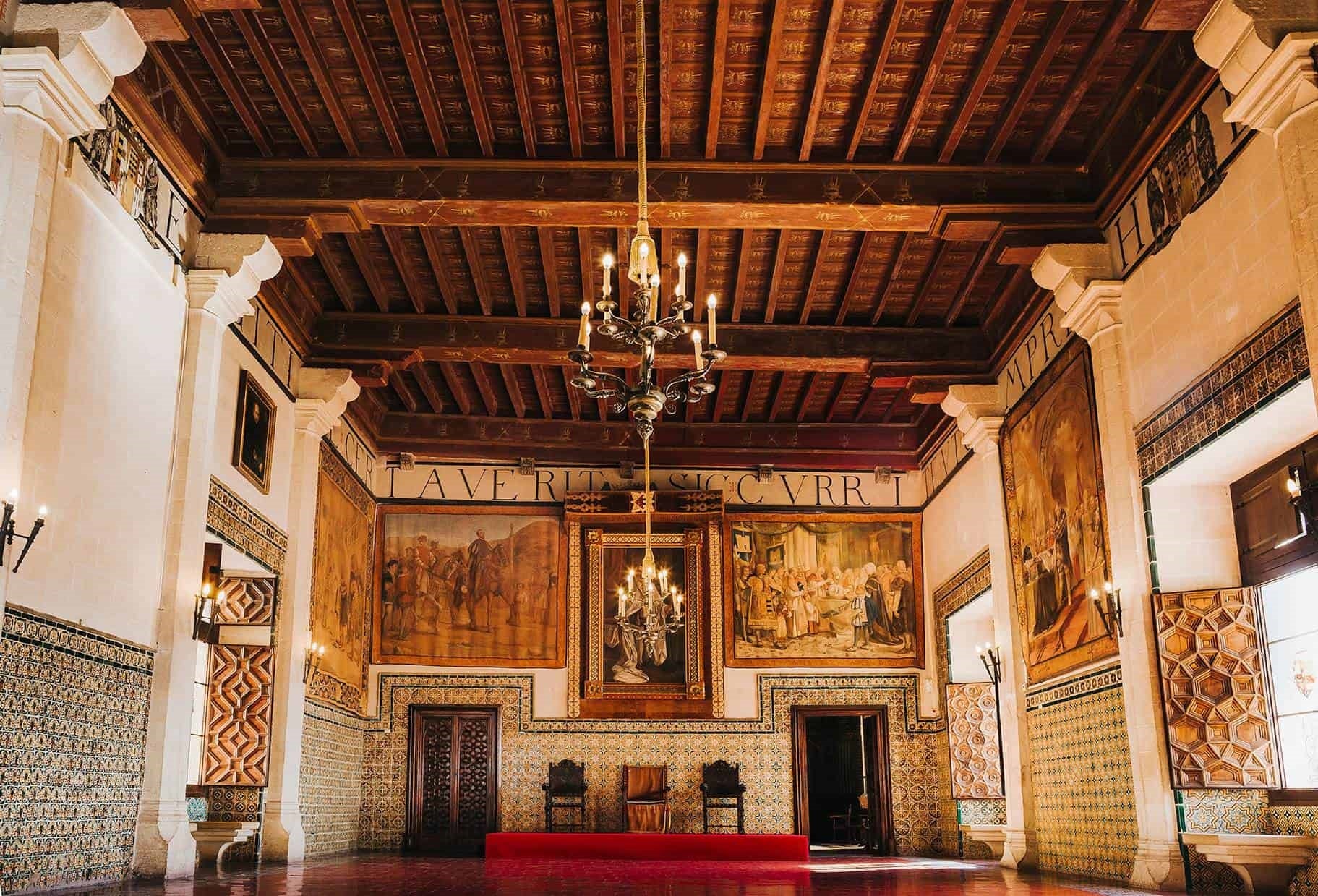 Salón de las Coronas del Palacio Ducal de Gandia.