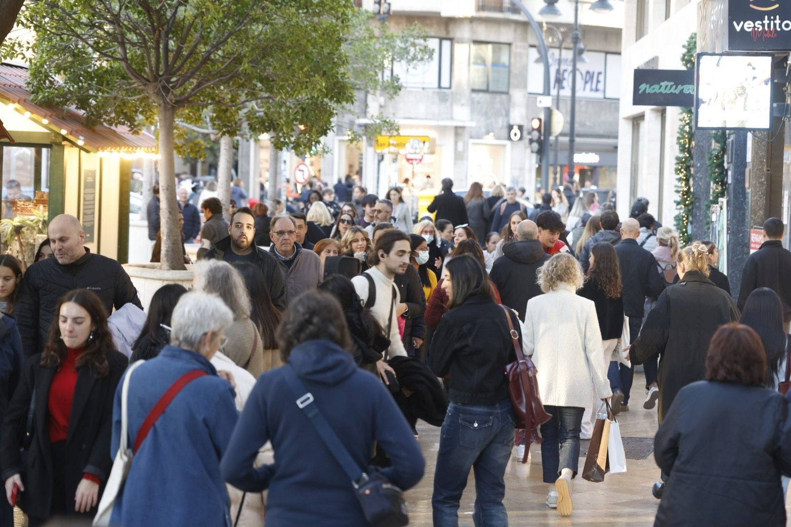 La fiebre por el Black friday en Valencia