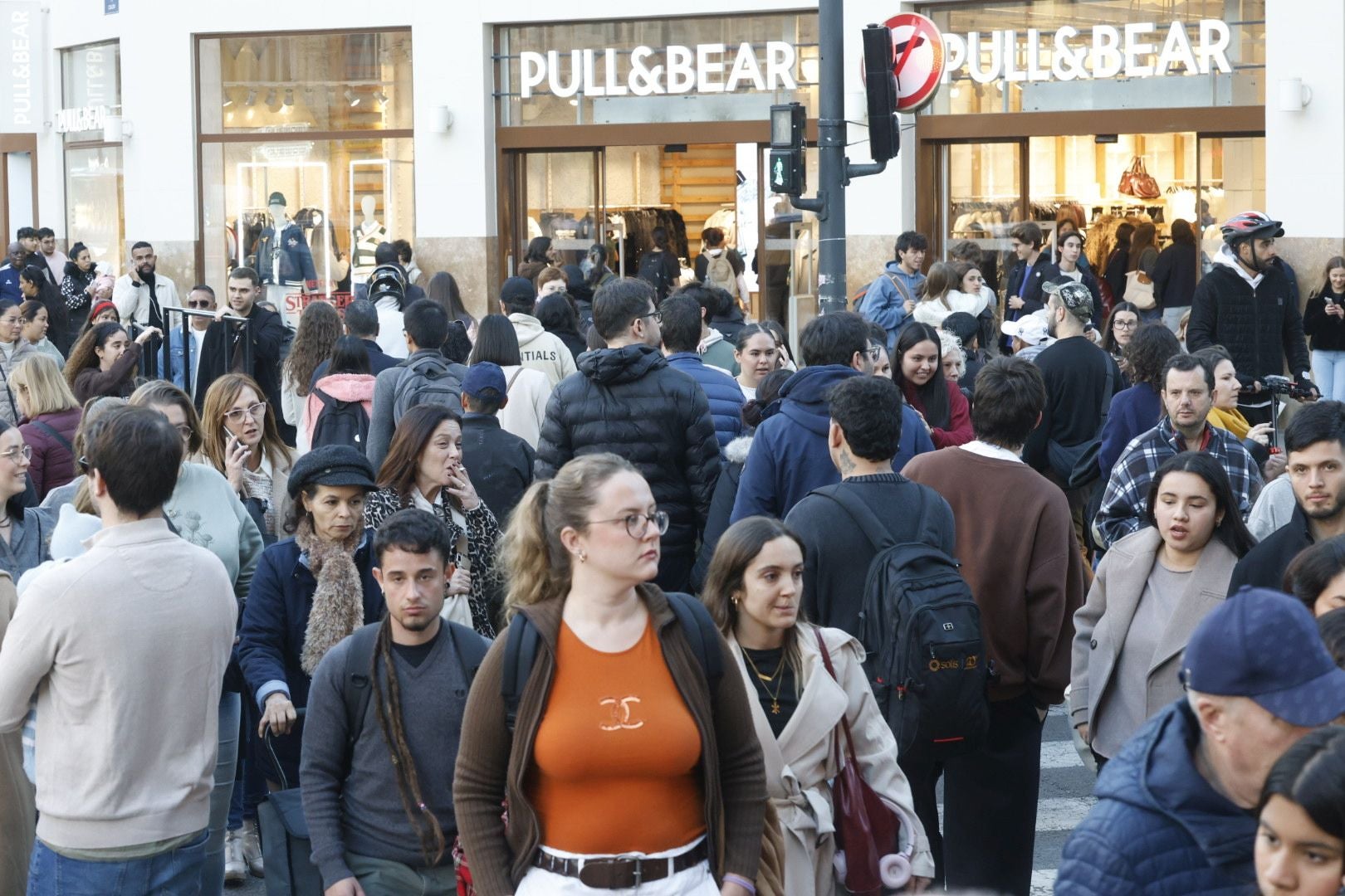 La fiebre por el Black friday en Valencia