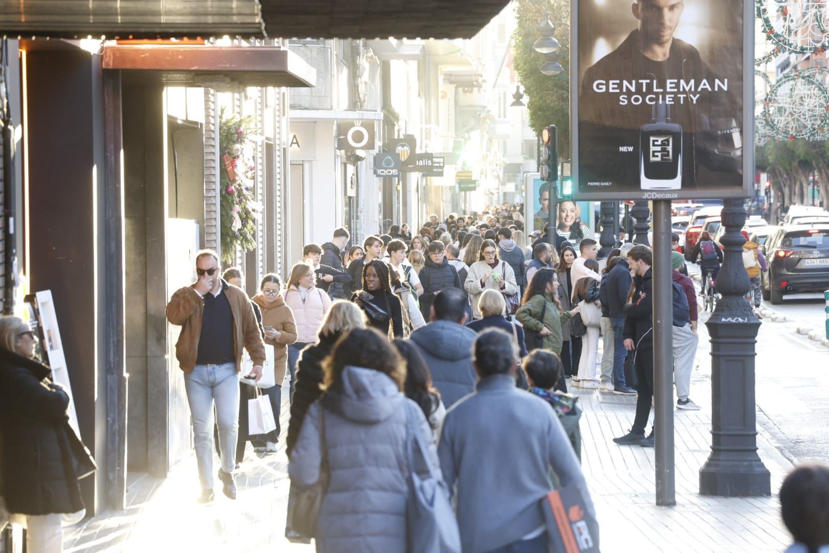 La fiebre por el Black friday en Valencia