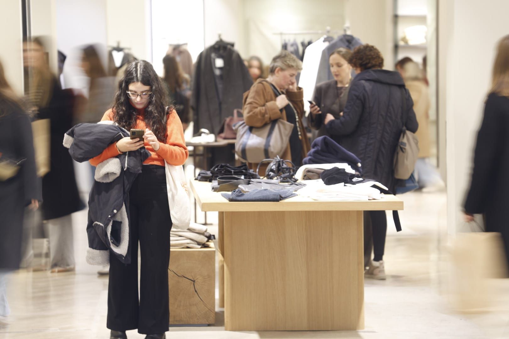 La fiebre por el Black friday en Valencia