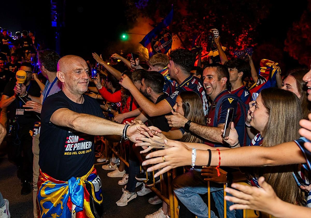 Julián Calero, en la celebración del ascenso del Levante.