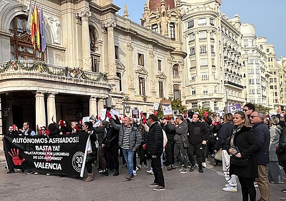 Protesta de los autónomos este domingo en Valencia.