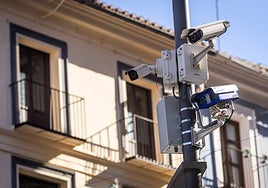 Cámaras de videovigilancia de la Zona de Bajas Emisiones de Valencia.