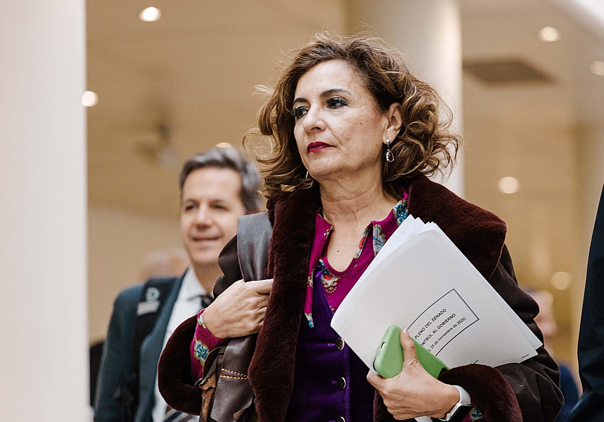 La vicepresidenta primera y ministra de Hacienda, María Jesús Montero.