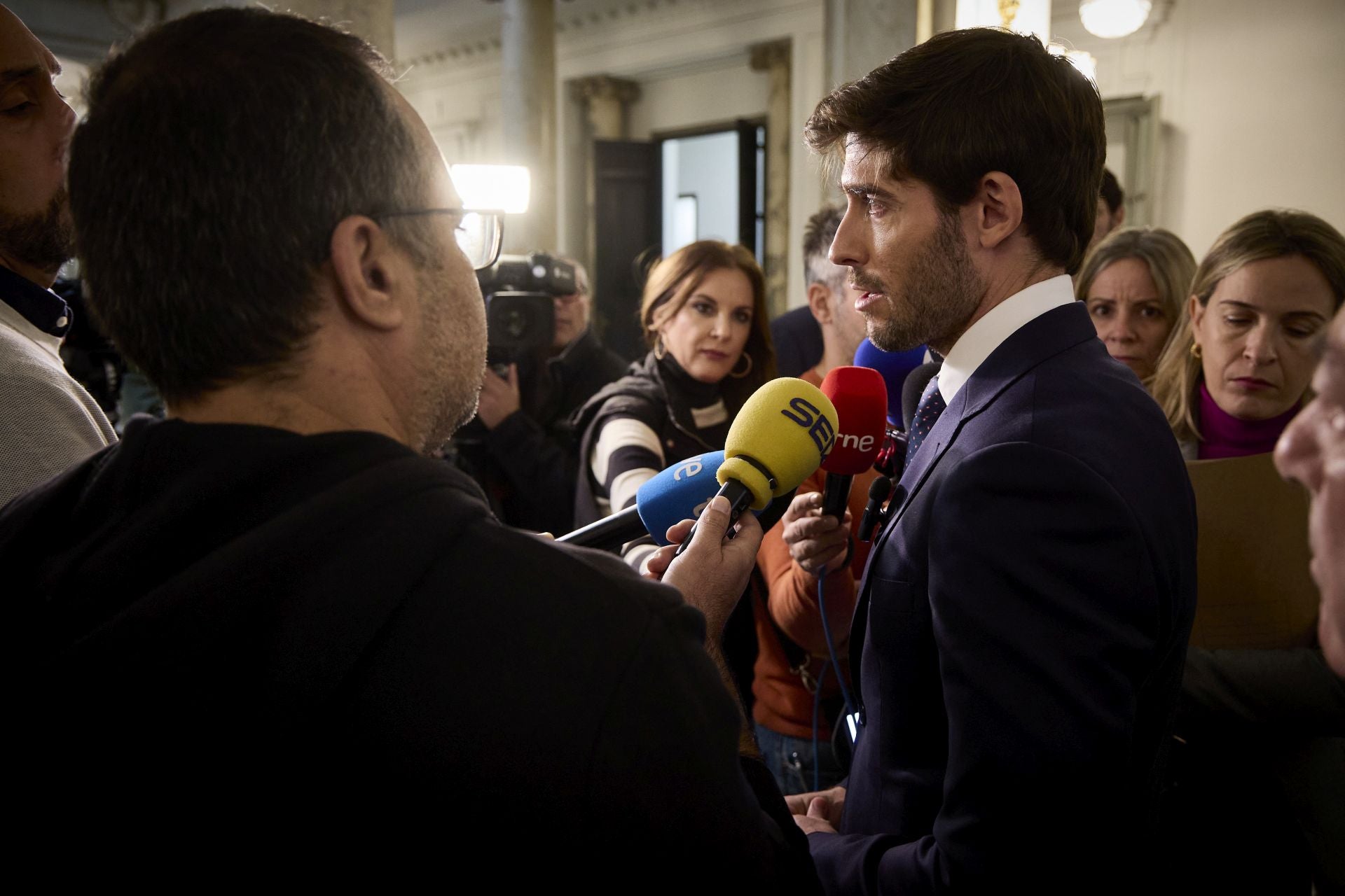 Pleno del Ayuntamiento de Valencia para debatir la implantación de la zona de bajas emisiones