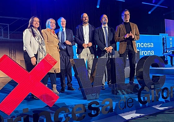 El polideportivo de Aldaia se convirtió en escenario del 'Princesa de Girona CongresFest x Valencia'.