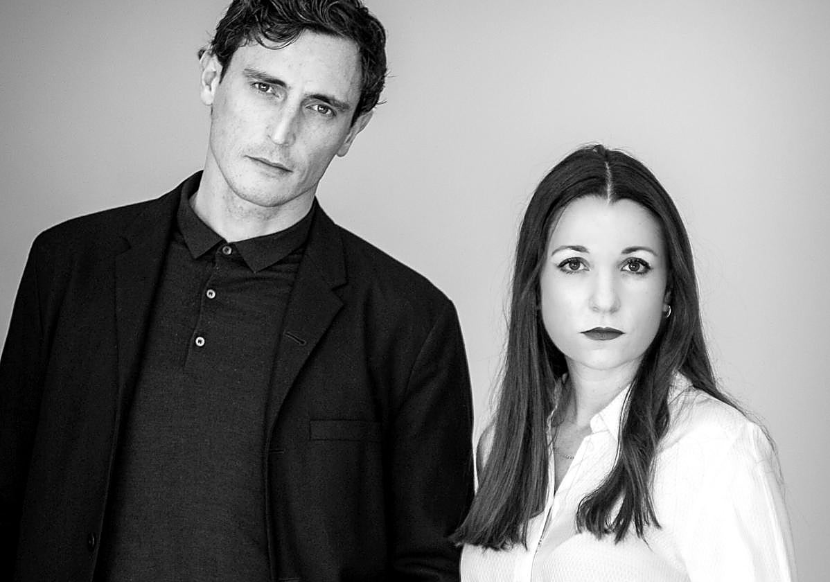 Yoann López e Inma Cano, los dos jóvenes detrás de la firma de moda infantil.