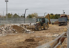 Retirada de residuos en terrenos de Alfafar.