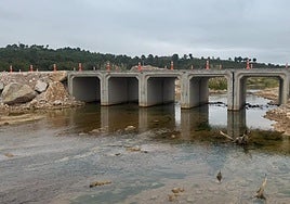 Paso actual sobre el Magro en Macastre.
