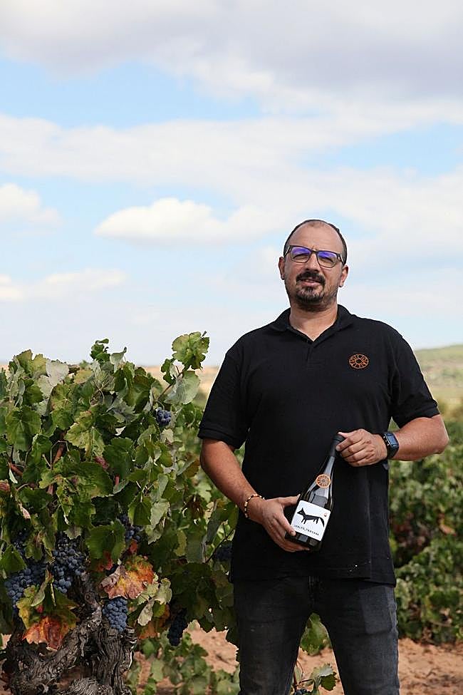 Juanjo Muñoz, enólogo en Bodega LOALTO