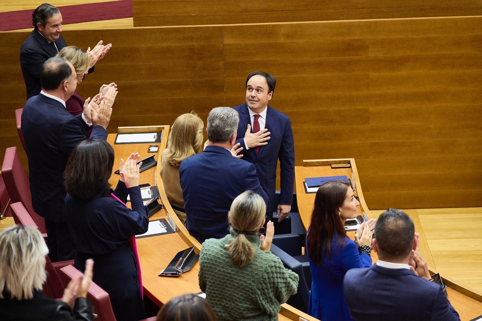 Fotos de la toma de posesión de Pérez Llorca como president de la Generalitat