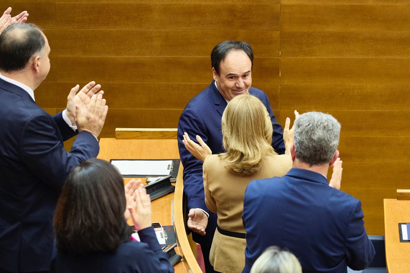 Fotos de la toma de posesión de Pérez Llorca como president de la Generalitat