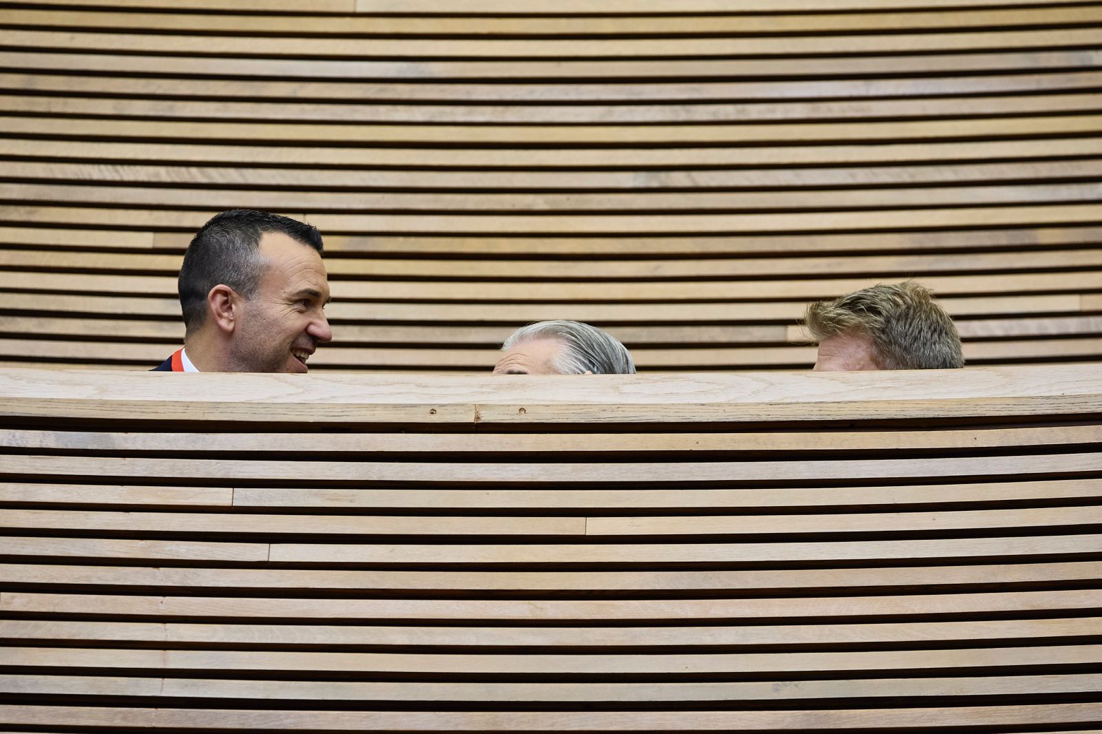 Fotos de la toma de posesión de Pérez Llorca como president de la Generalitat