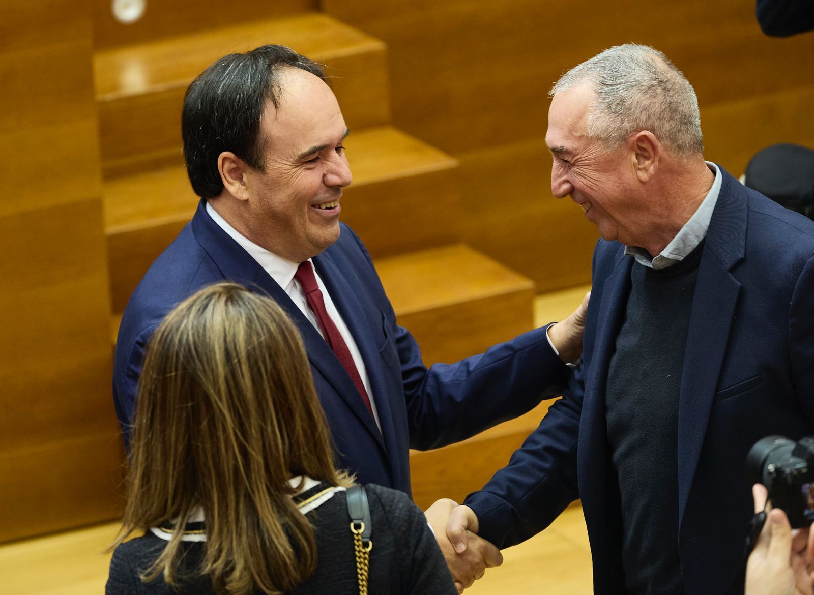 Fotos de la toma de posesión de Pérez Llorca como president de la Generalitat