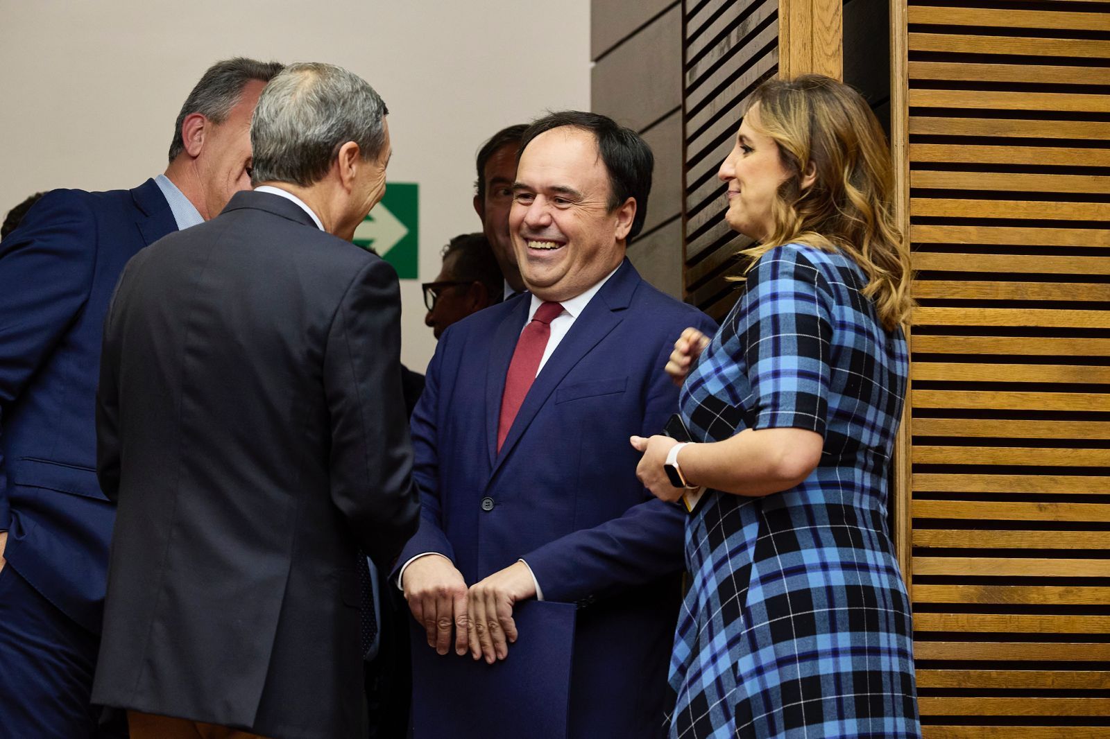 Fotos de la toma de posesión de Pérez Llorca como president de la Generalitat
