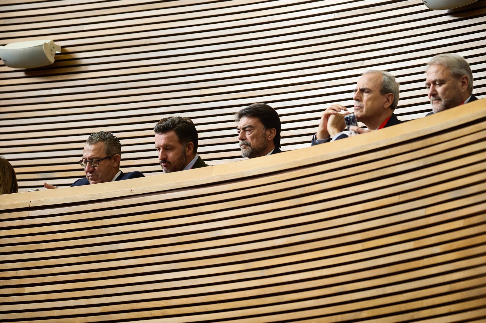 Fotos de la toma de posesión de Pérez Llorca como president de la Generalitat