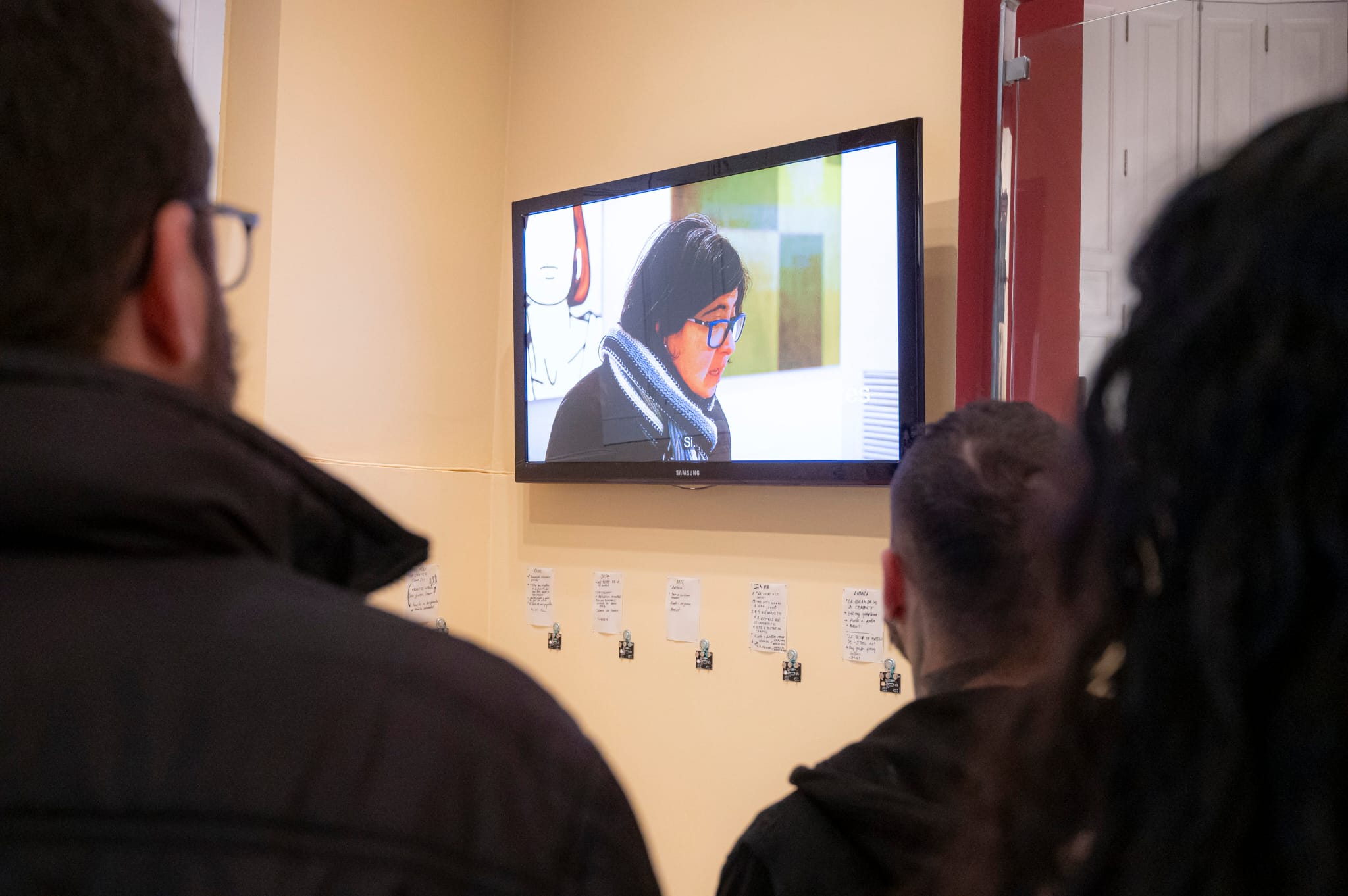 Dos de las obras colectivas en diferentes apartados artísticos.