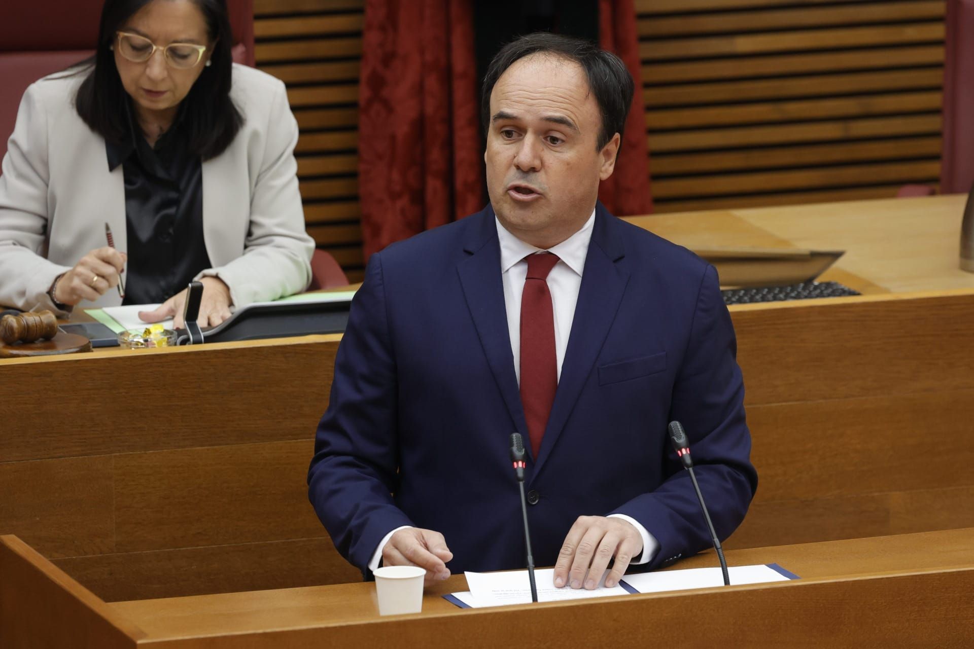 Fotos de la toma de posesión de Pérez Llorca como president de la Generalitat