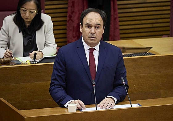 Toma de posesión de Perez Llorca.