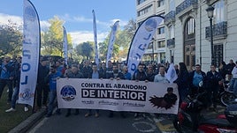 Concentración de policías ante la Delegación del Gobierno convocados por Jupol.
