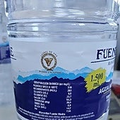 Alerta alimentaria en España en botellas de agua mineral por una bacteria que puede causar infecciones