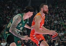 Valencia Basket gana en Atenas