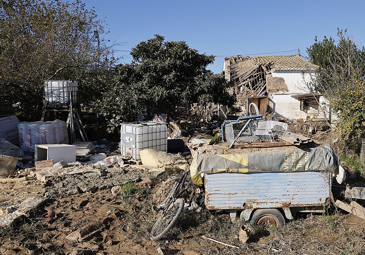 Barrio de San Jorgem junto a La Torre, afectado por la dana.