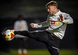 Lucas Beltrán, en un entrenamiento.