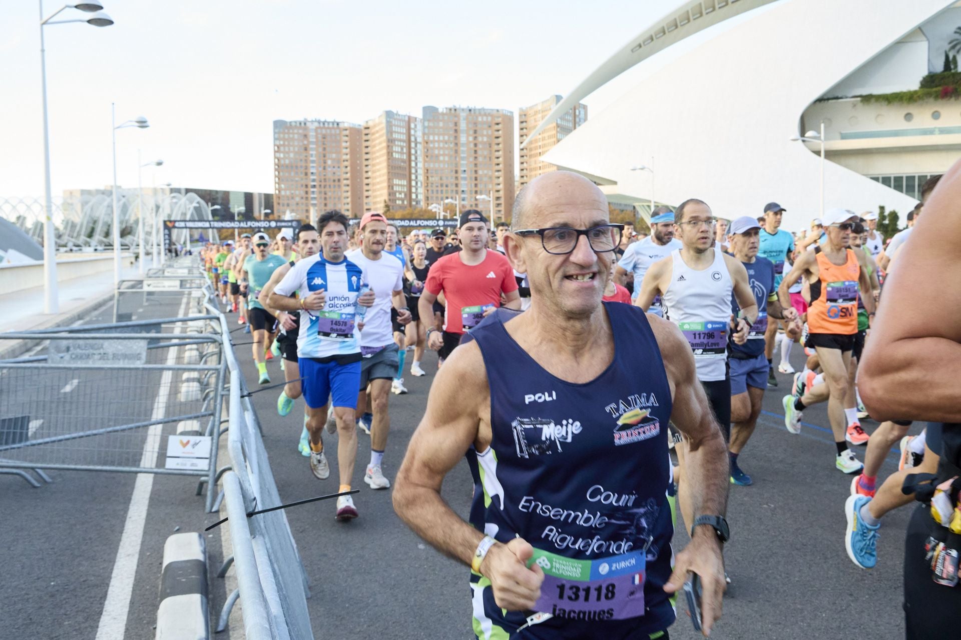 Búscate en el Maratón de Valencia 2025