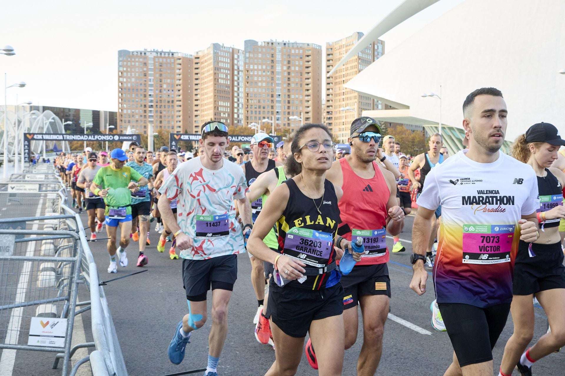 Búscate en el Maratón de Valencia 2025