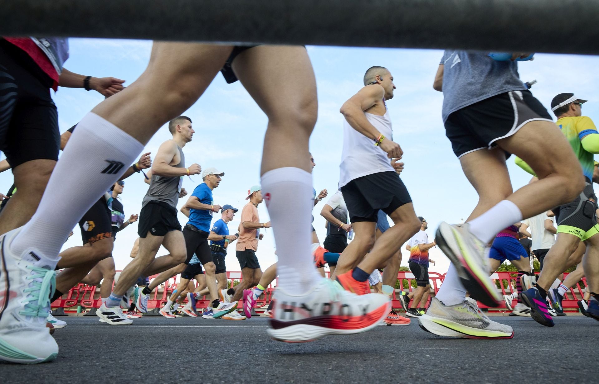 Búscate en el Maratón de Valencia 2025