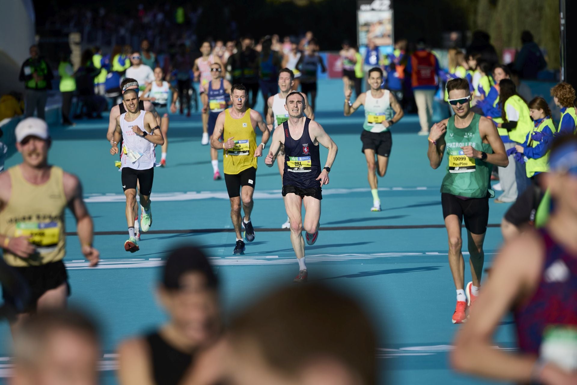 Búscate en el Maratón de Valencia 2025
