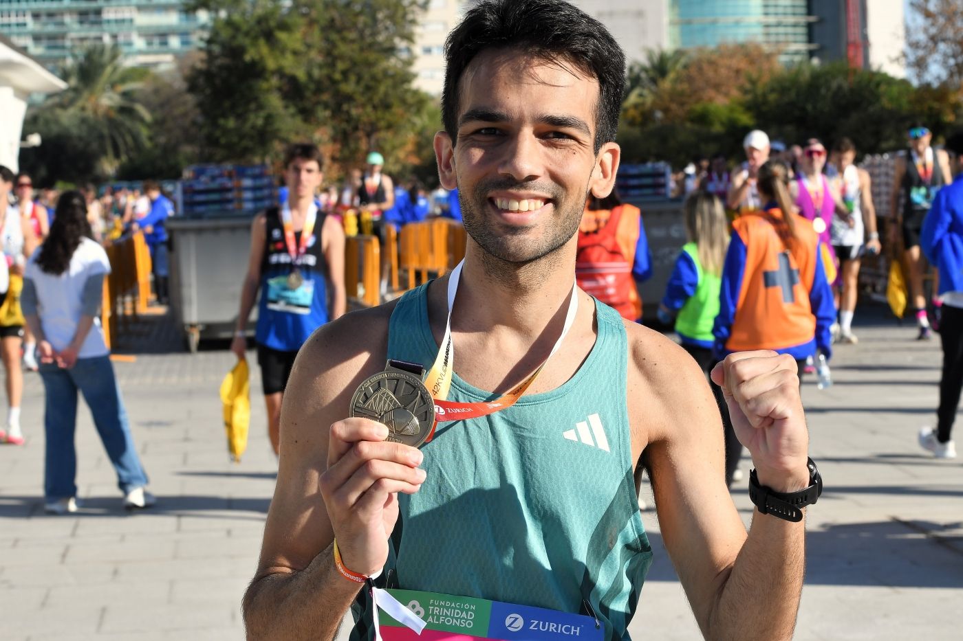 Búscate en el Maratón de Valencia 2025